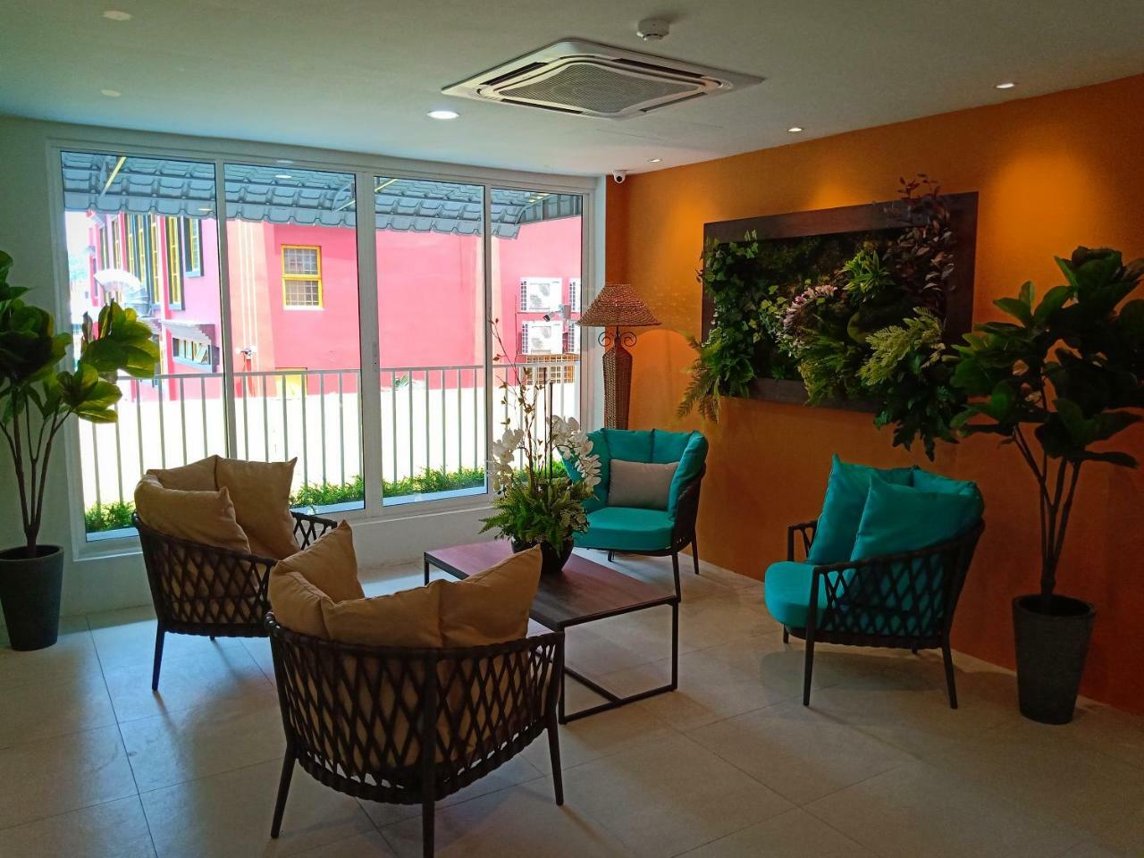 H Boutique Hotel Xplorer Loke Yew Куала Лумпур Екстериор снимка