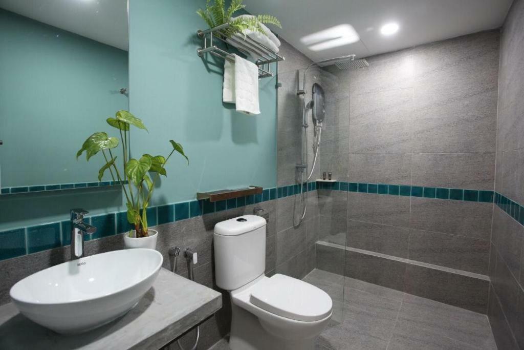 H Boutique Hotel Xplorer Loke Yew Куала Лумпур Екстериор снимка