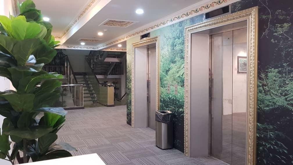 H Boutique Hotel Xplorer Loke Yew Куала Лумпур Екстериор снимка